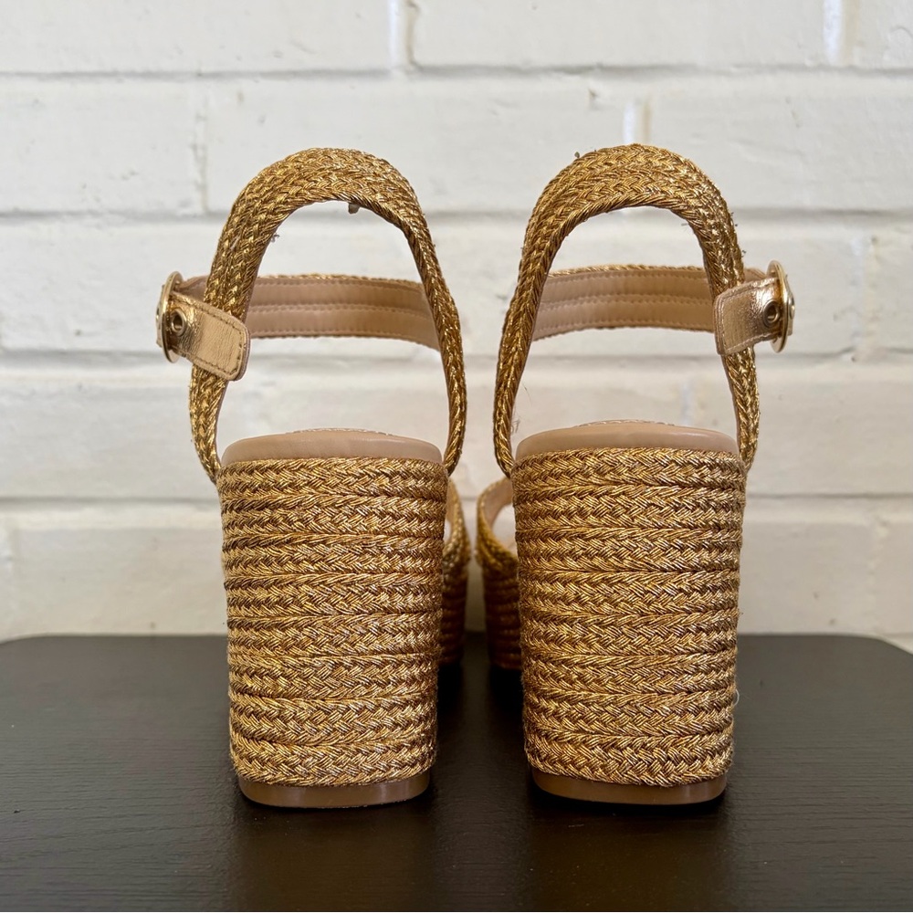Bandolino Sabinna Platform Wedge in Gold, SZ 8.5 NWOB - Picture 9 of 11